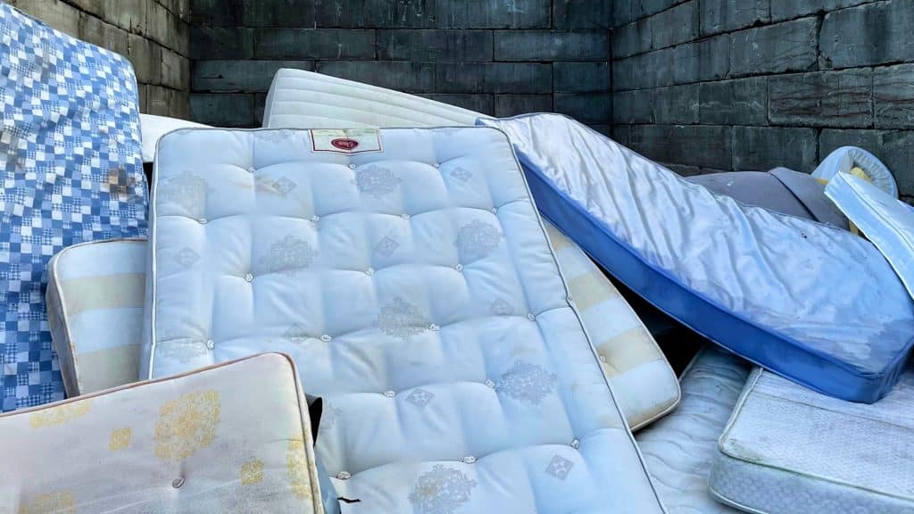 Once we’ve picked up your old mattress, proper disposal is essential to avoid contributing to landfill waste. 